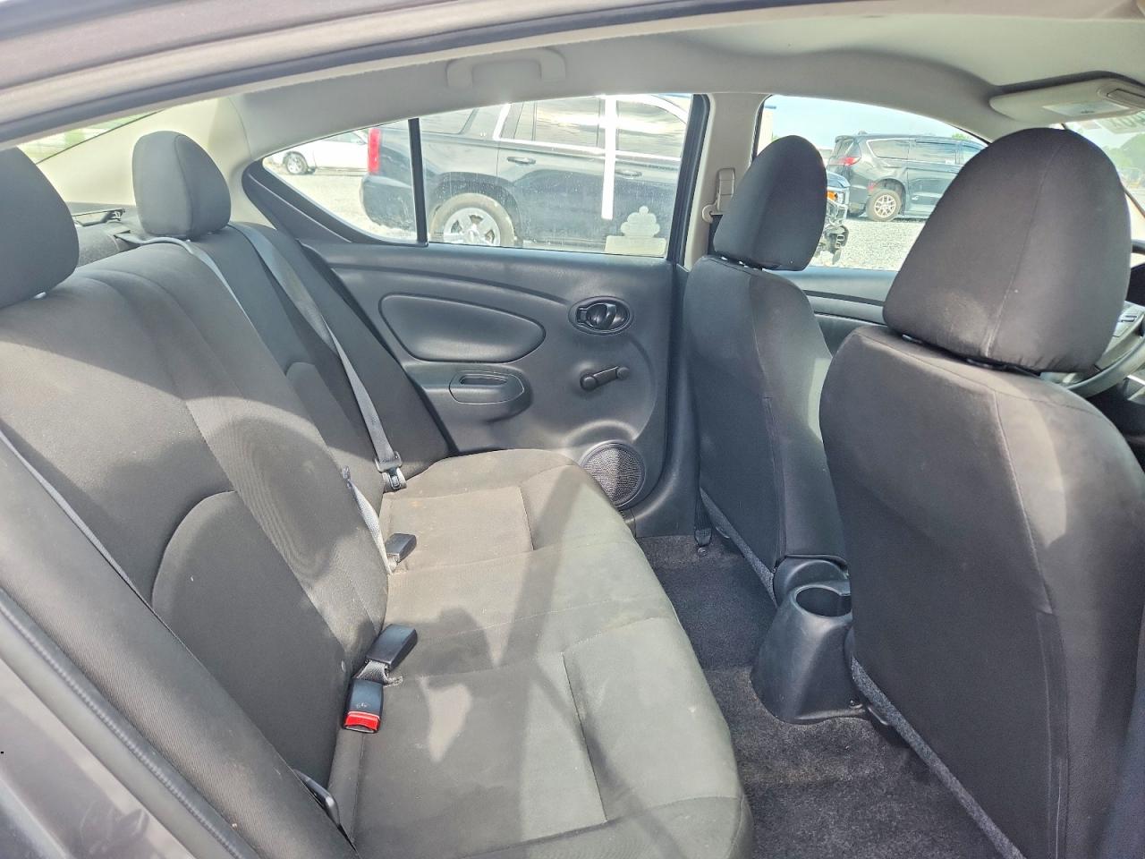 Nissan Versa S Plus