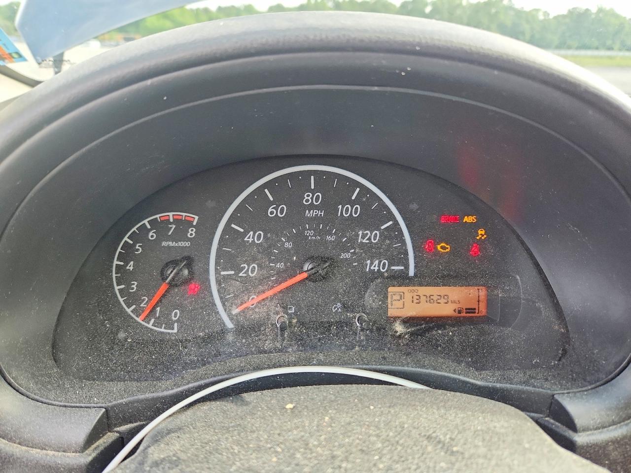 Nissan Versa S Plus