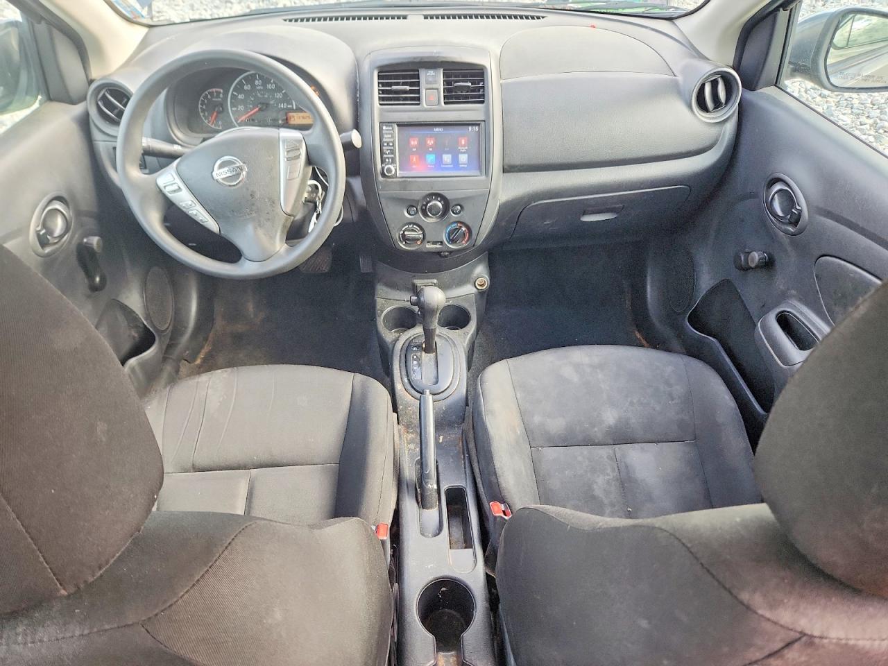Nissan Versa S Plus