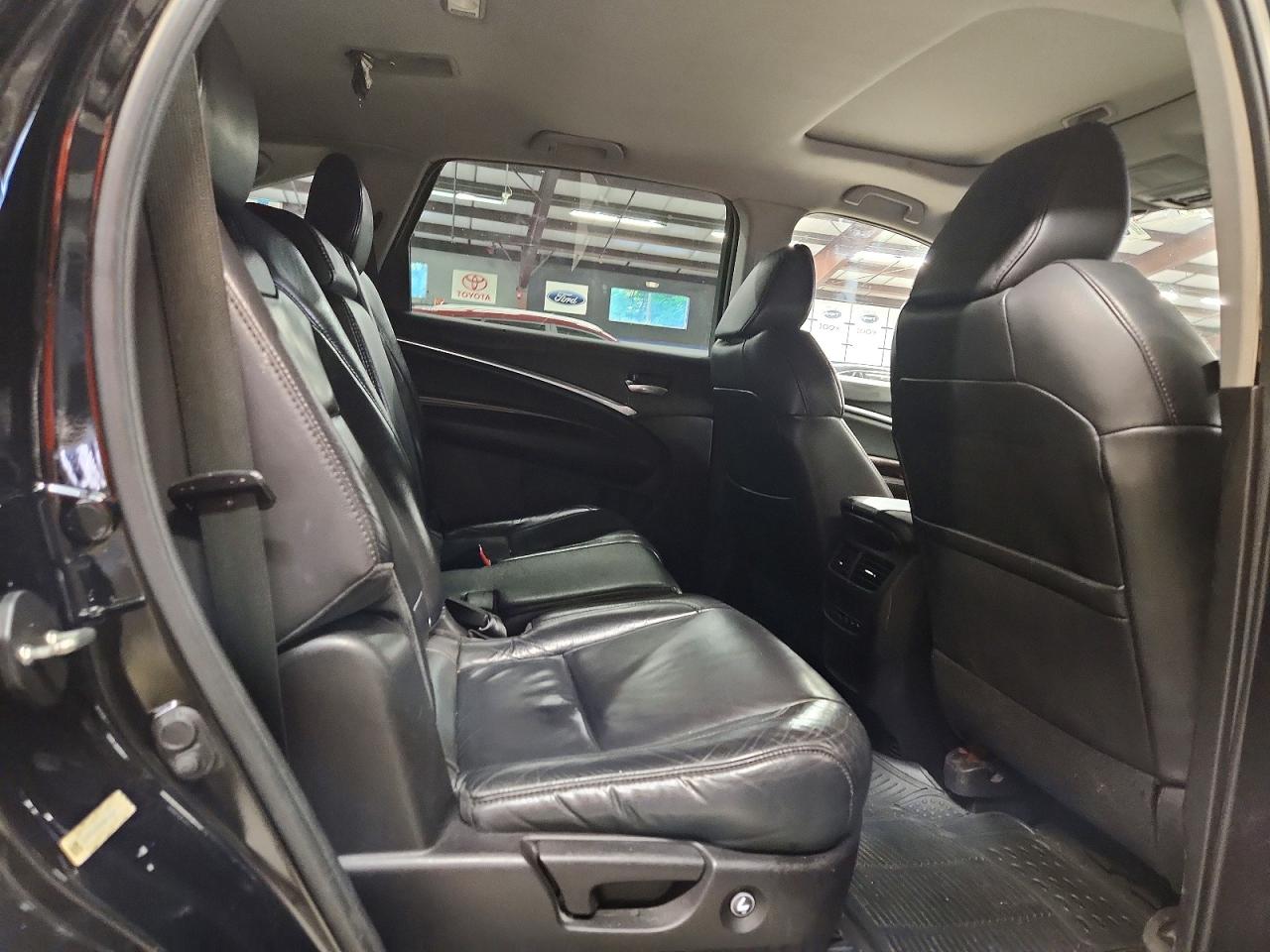 Acura MDX Technology