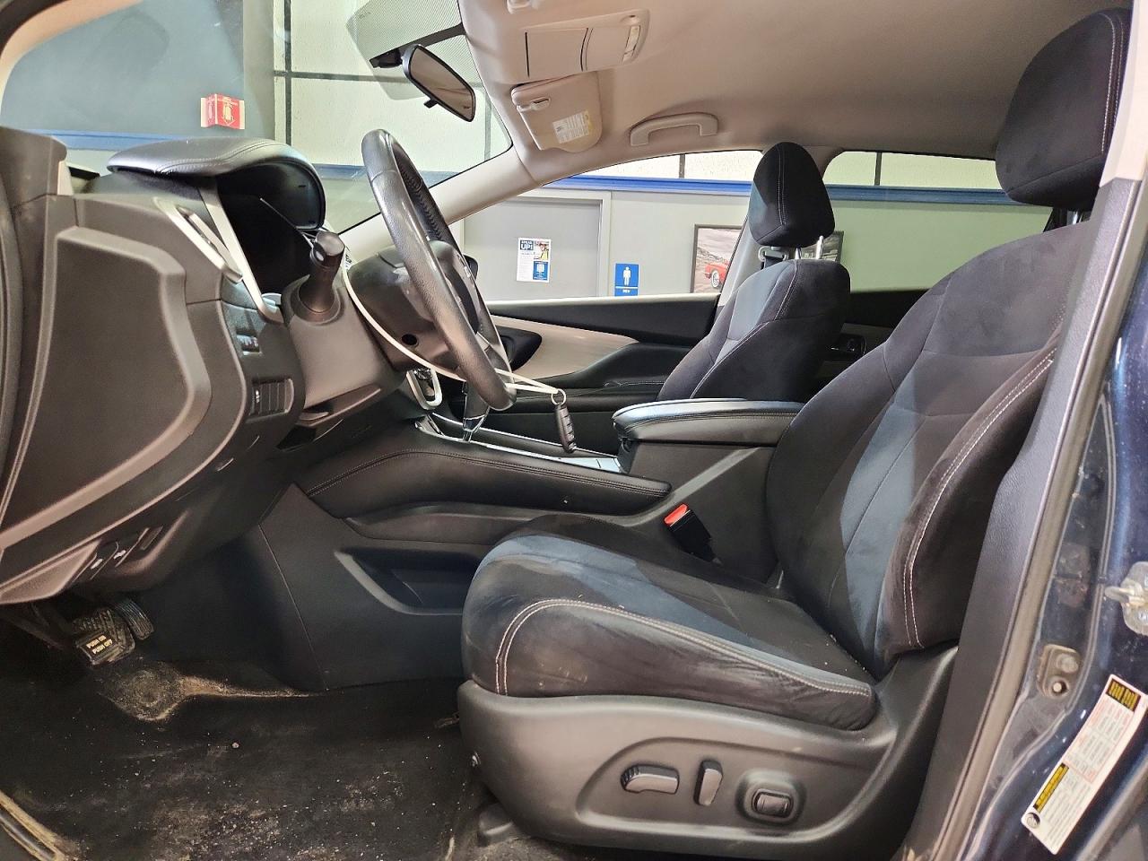 Nissan Murano Sv