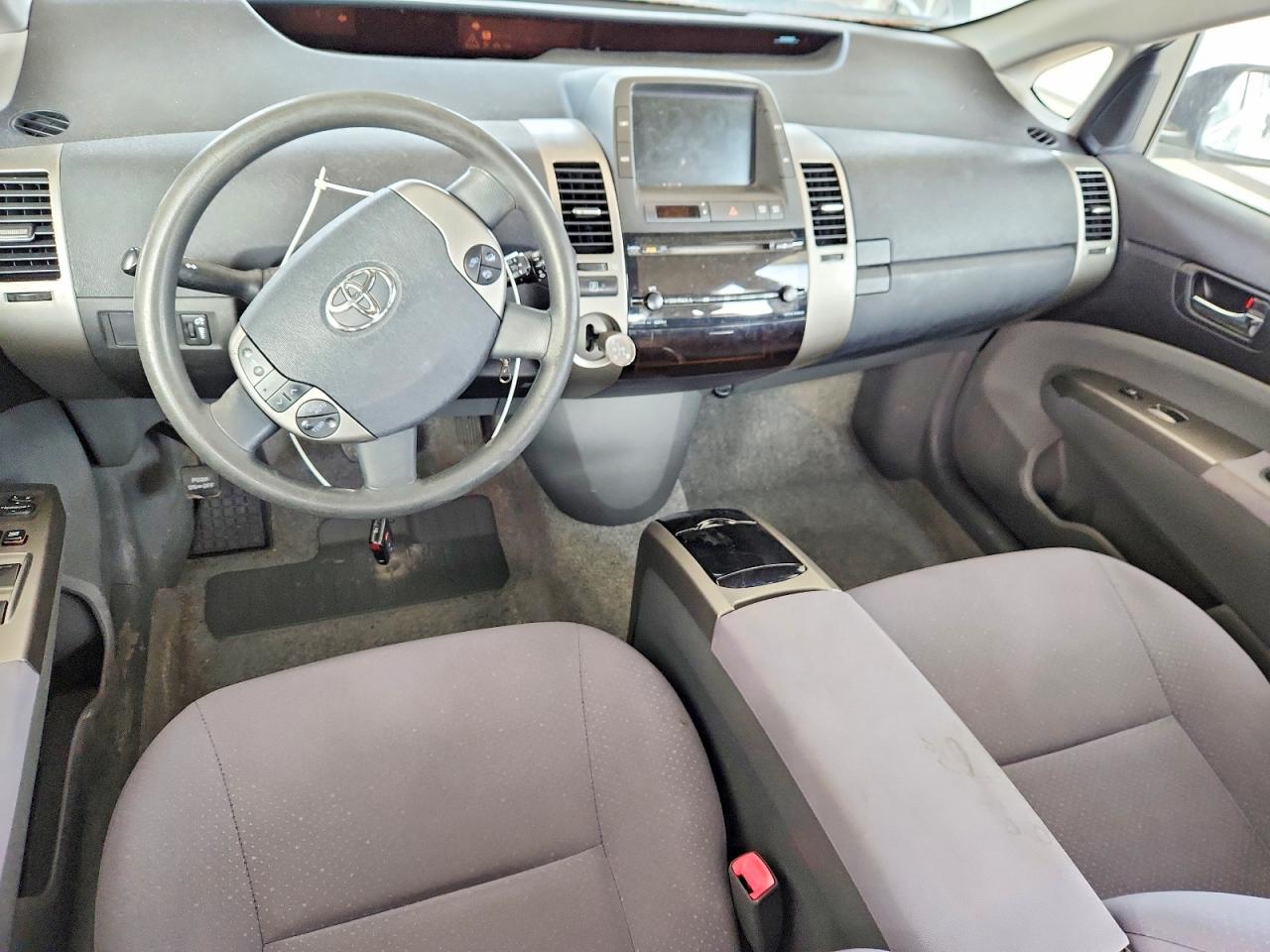 Toyota Prius Base