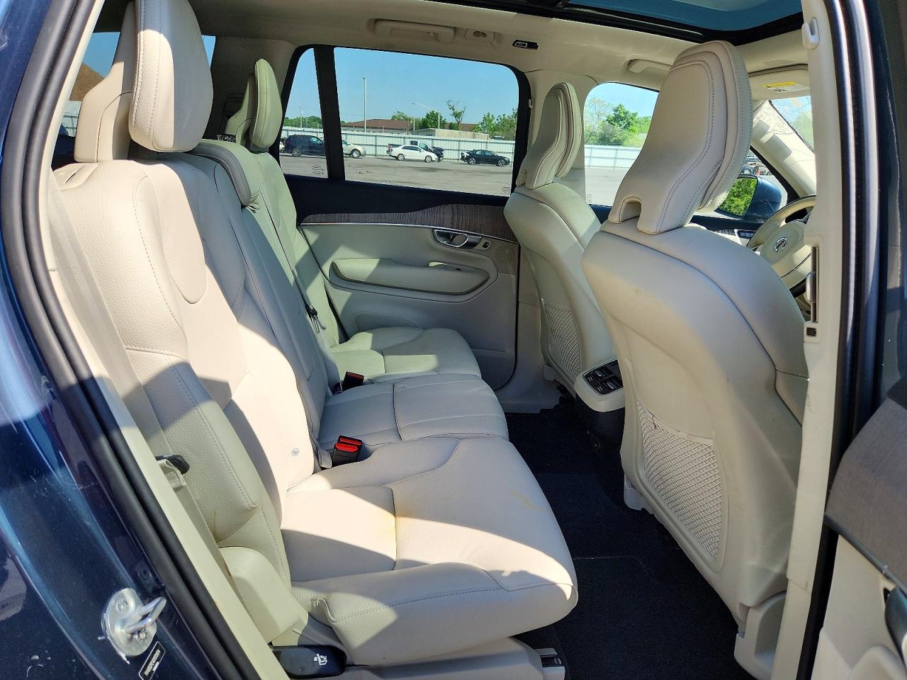 Volvo XC90 Plus