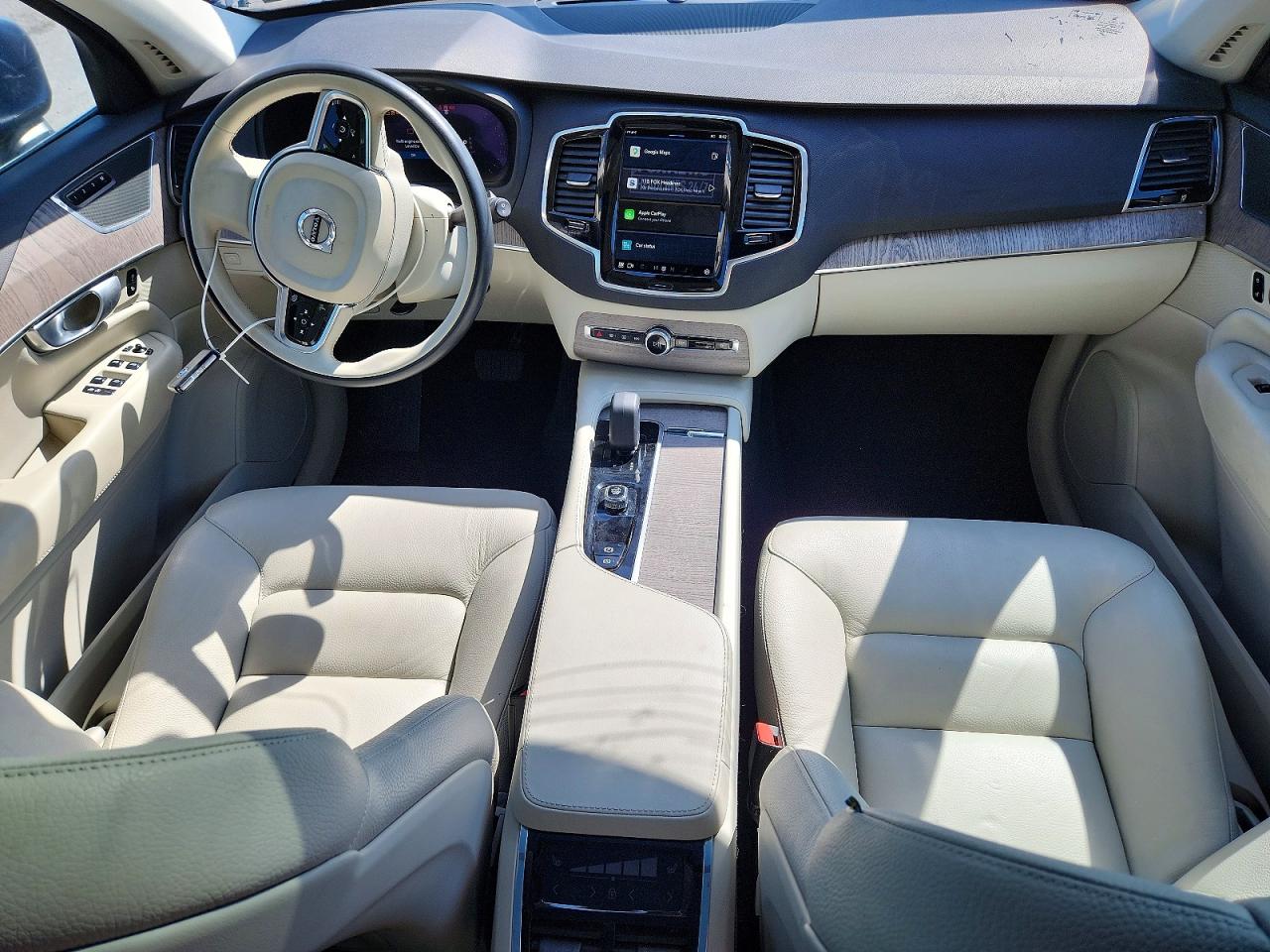 Volvo XC90 Plus