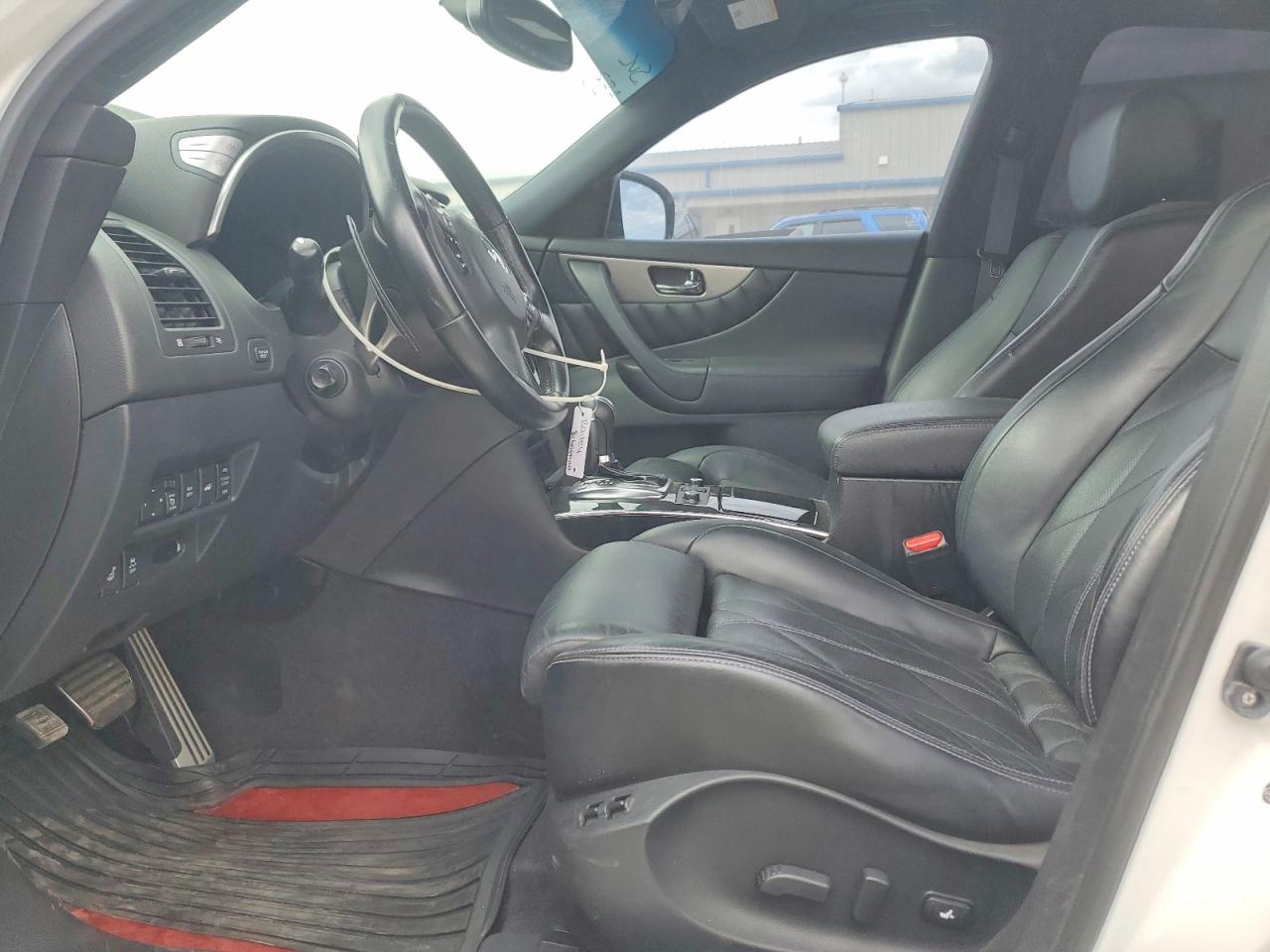 INFINITI Qx Base