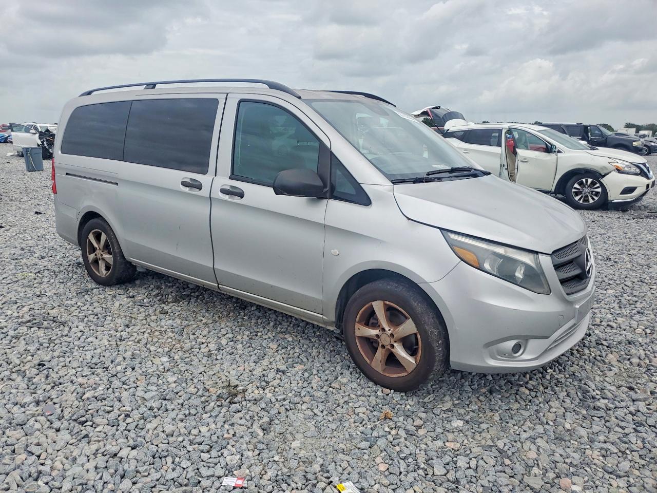 Mercedes-Benz Metris