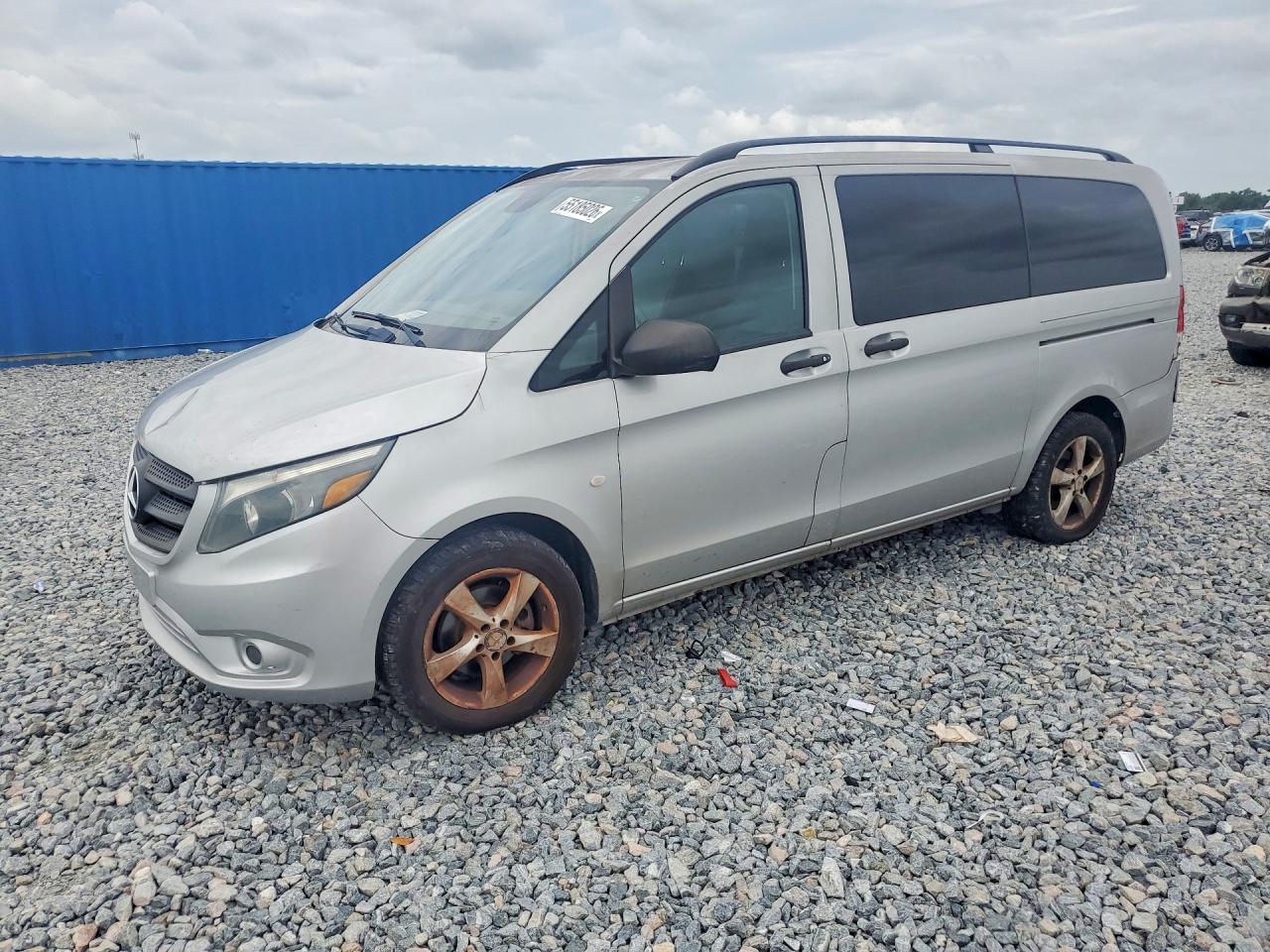 Salvage Mercedes-Benz Metris Image