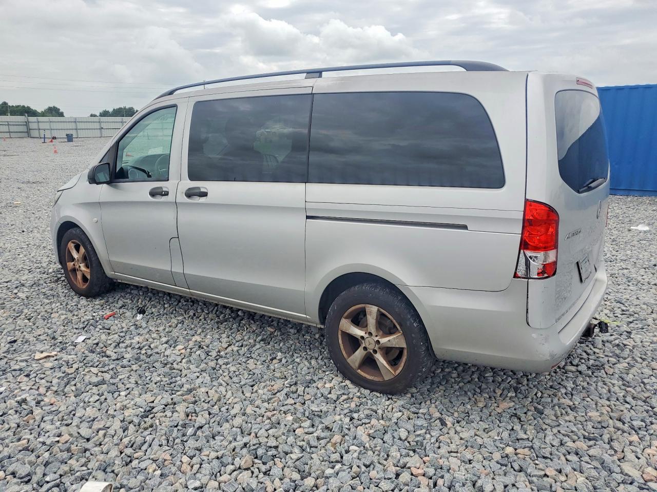 Mercedes-Benz Metris