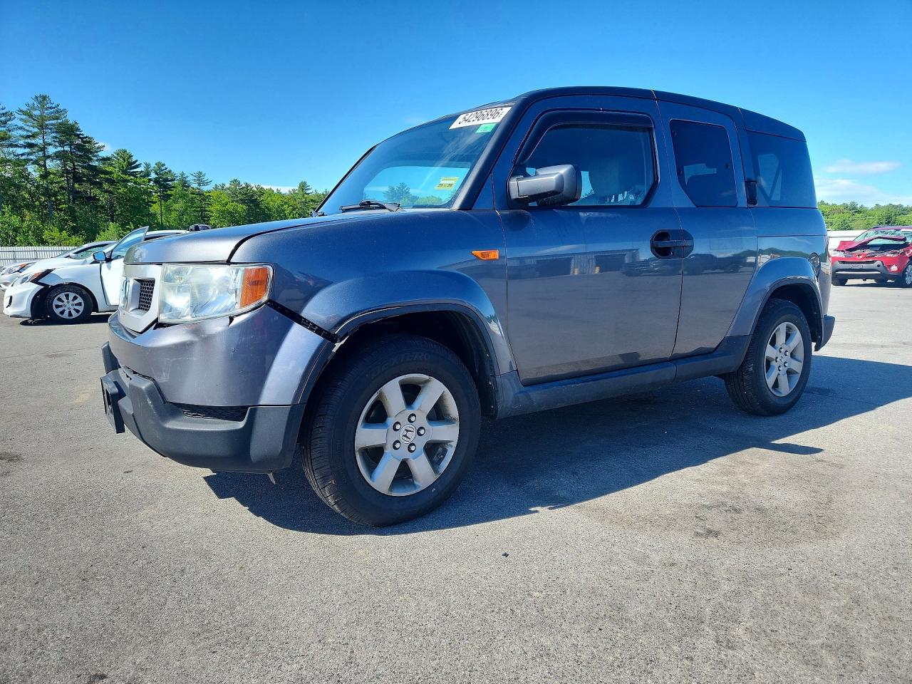 Salvage Honda Element Image