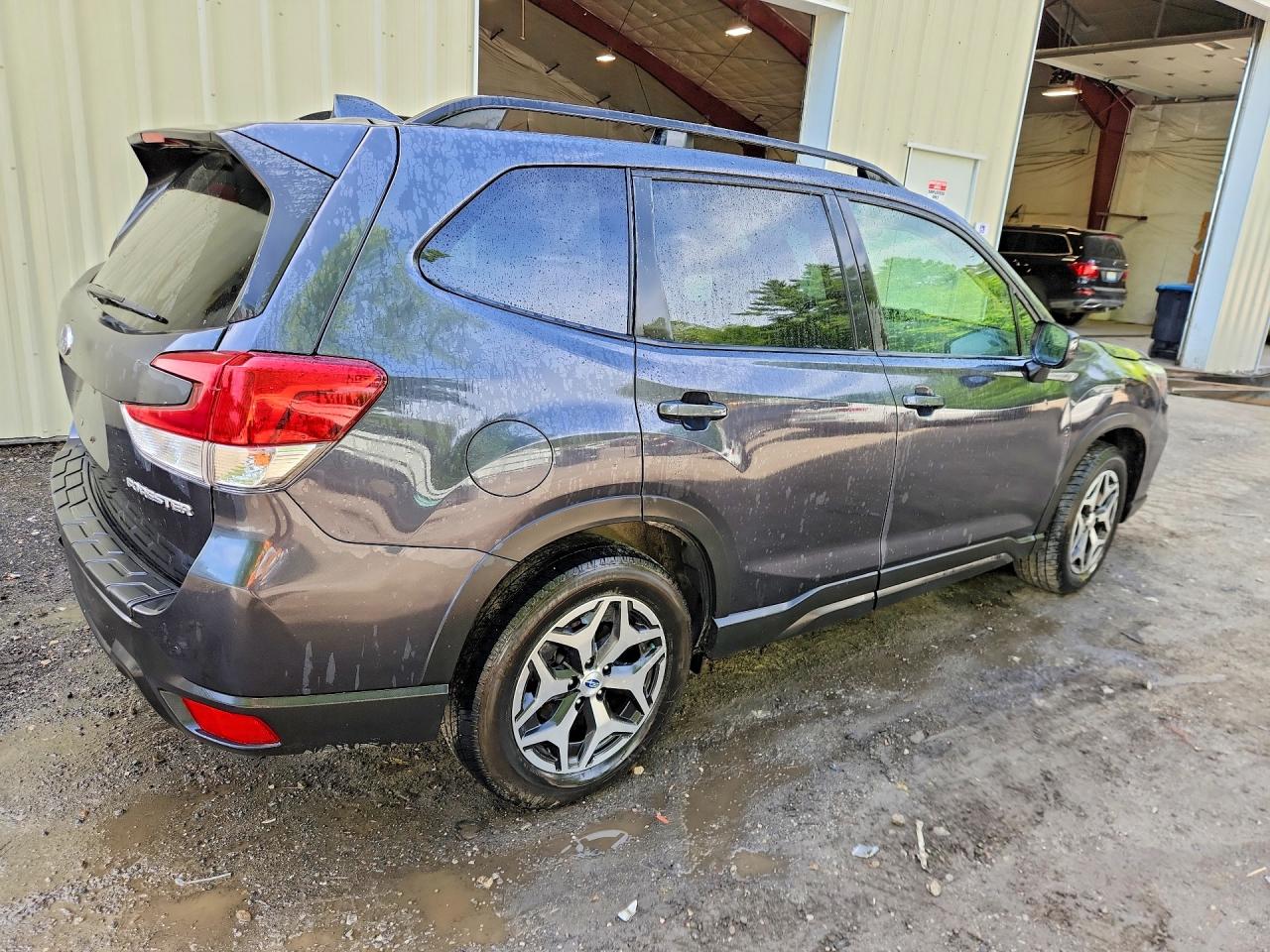 Subaru Forester Premium