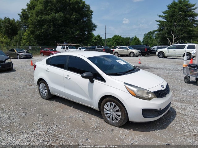 Salvage Kia Rio Image
