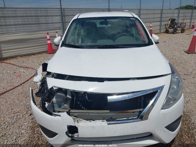 Nissan Versa 1.6 Sv