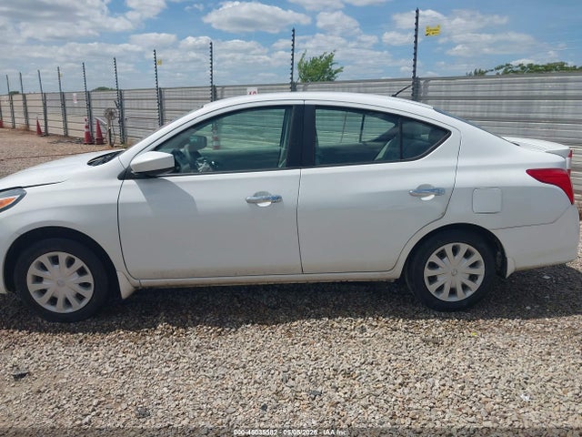 Nissan Versa 1.6 Sv