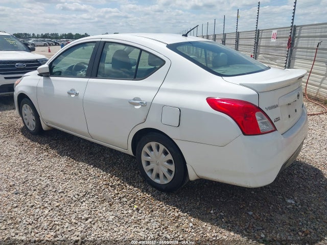 Nissan Versa 1.6 Sv
