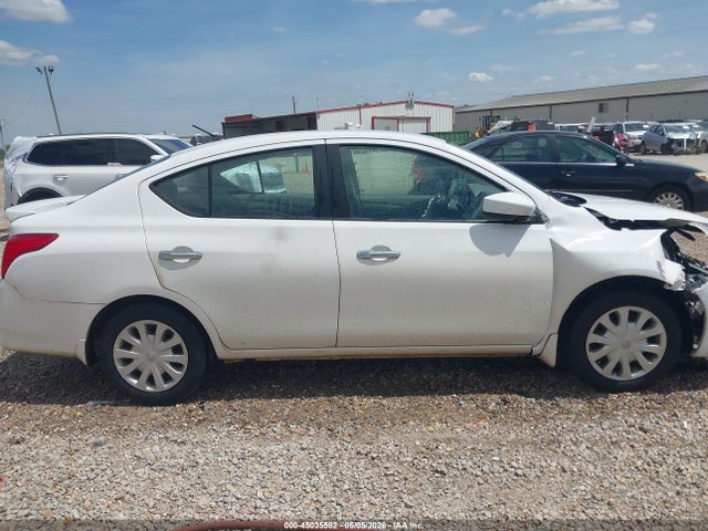 Nissan Versa 1.6 Sv