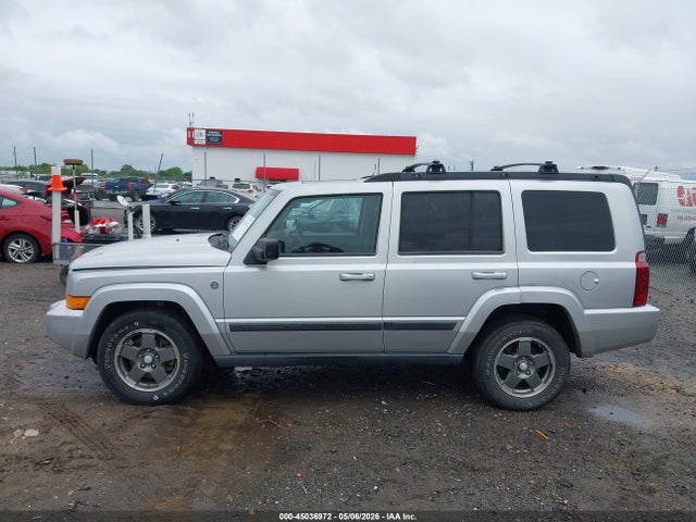 Jeep Commander Sport