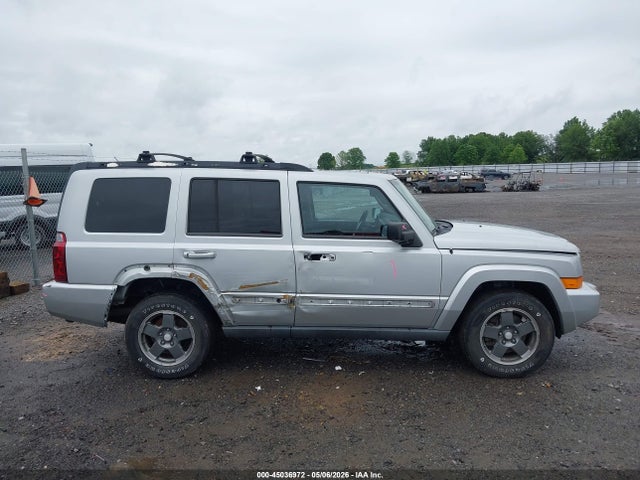 Jeep Commander Sport