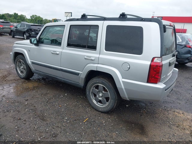 Jeep Commander Sport