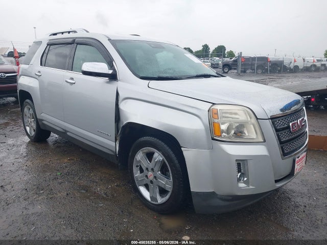 Salvage GMC Terrain Image