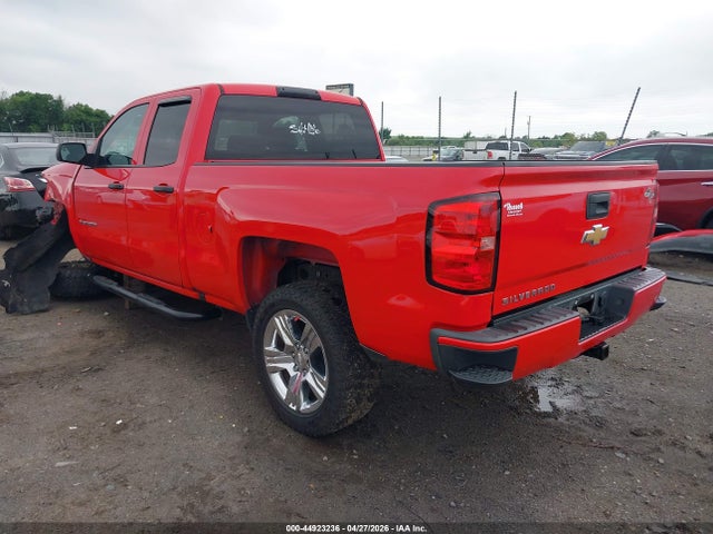 Chevrolet Silverado 1500 Custom