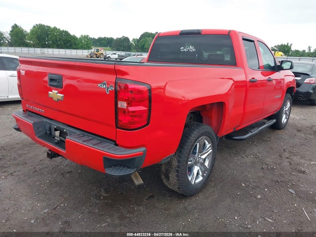 Chevrolet Silverado 1500 Custom