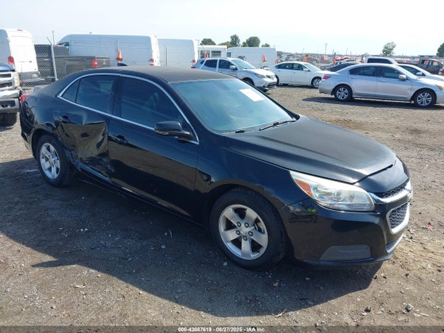 Salvage Chevrolet Malibu Image