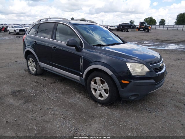 Salvage Chevrolet Captiva Image