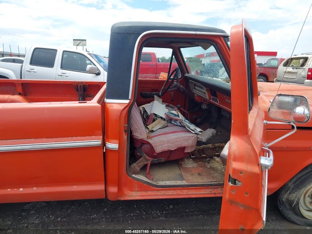 Ford F-100