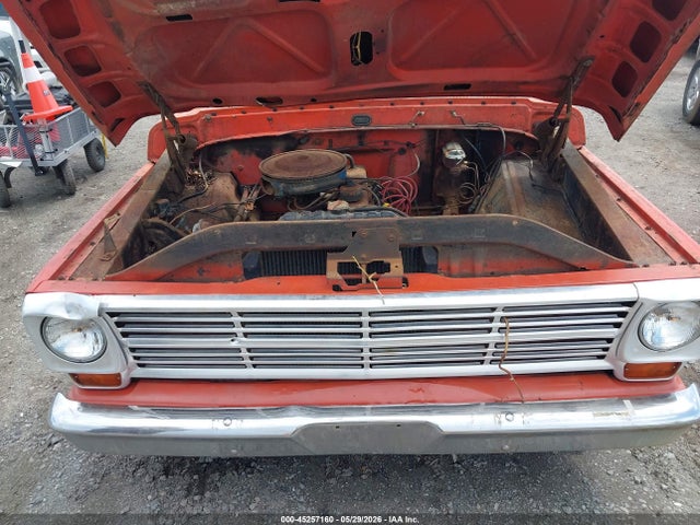 Ford F-100