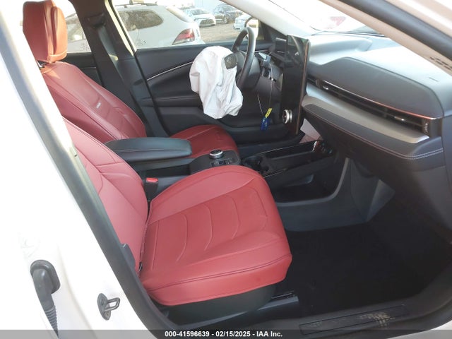 Ford Mustang Select
