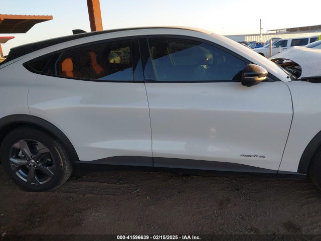 Ford Mustang Select