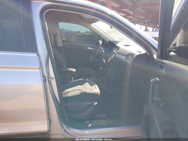 Volkswagen Tiguan 2.0t S