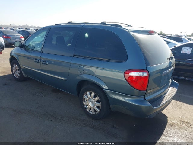 Chrysler Town & Country Touring