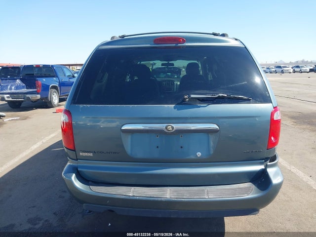 Chrysler Town & Country Touring