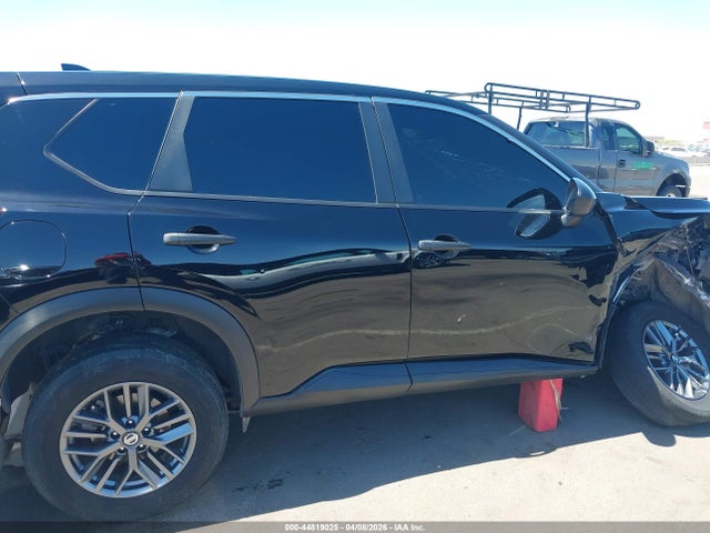 Nissan Rogue S Fwd