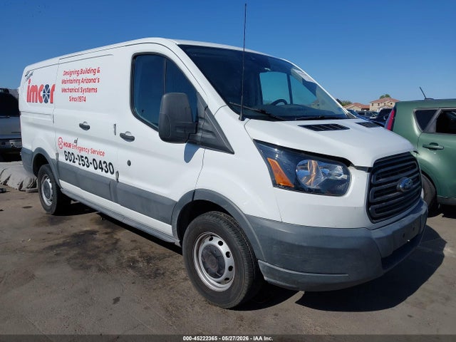 Salvage Ford Transit Image