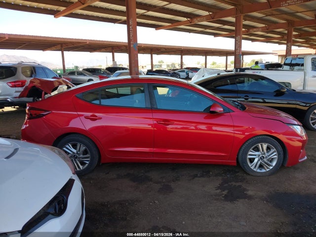 Hyundai ELANTRA Sel