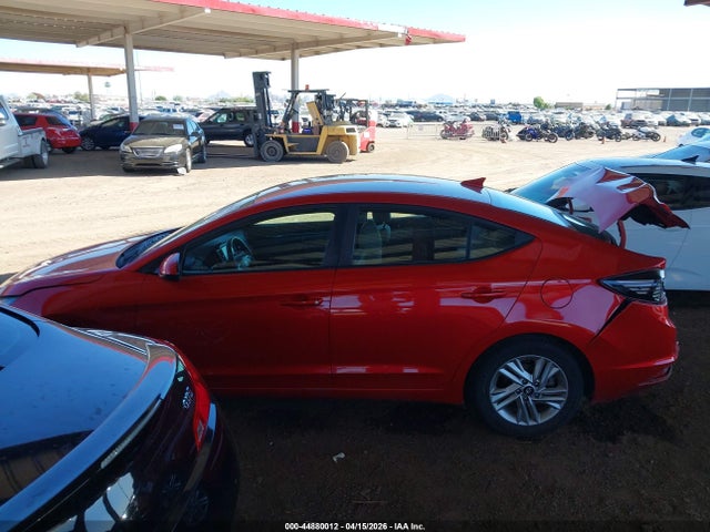 Hyundai ELANTRA Sel