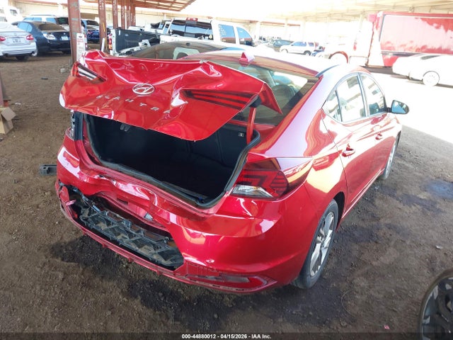 Hyundai ELANTRA Sel