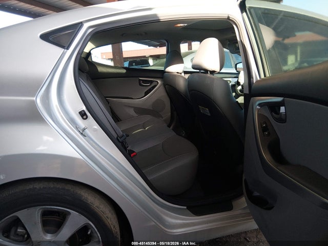 Hyundai ELANTRA Limited