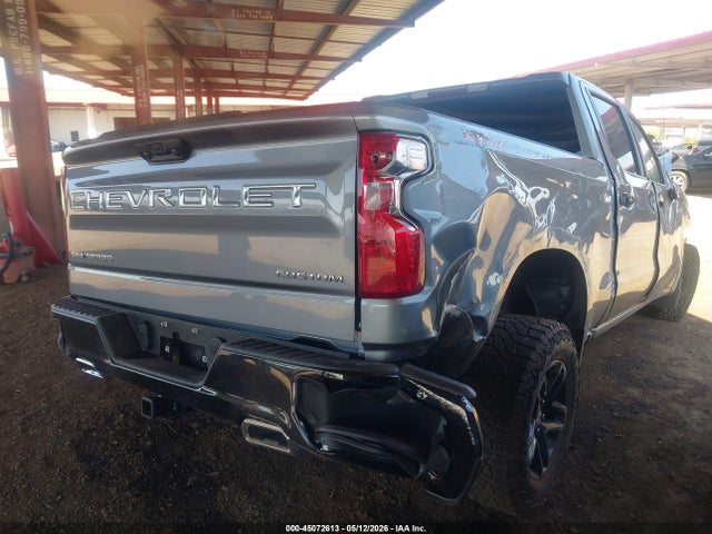 Chevrolet Silverado 1500 4wd  Short Bed Custom Trail Boss