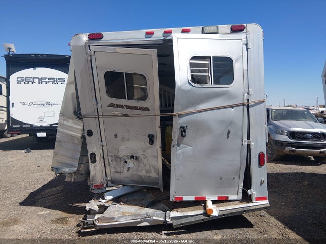 Elite Horse Trailer 20ft