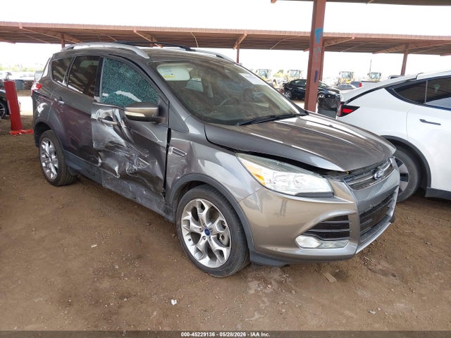 Salvage Ford Escape Image