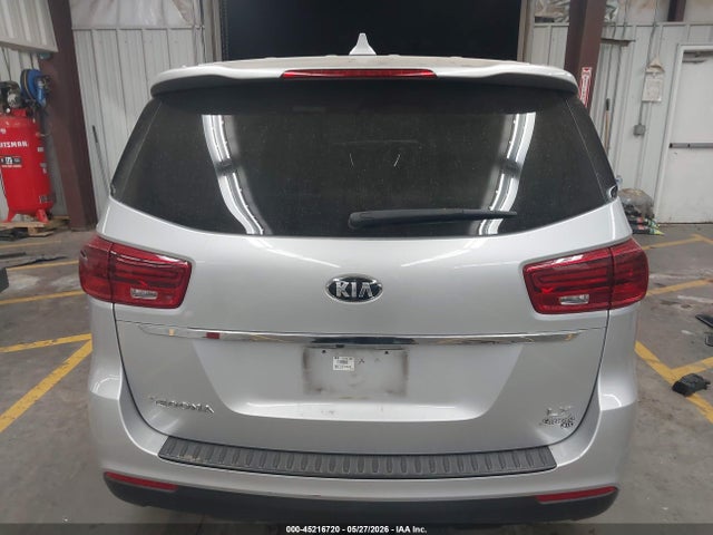 Kia Sedona Lx