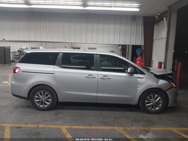 Kia Sedona Lx