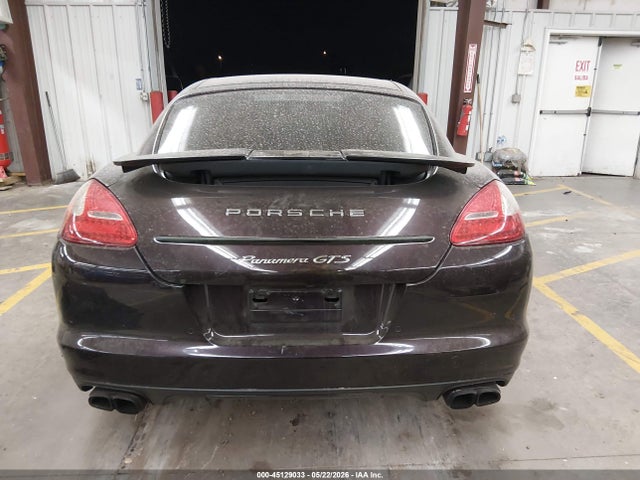 Porsche Panamera Gts