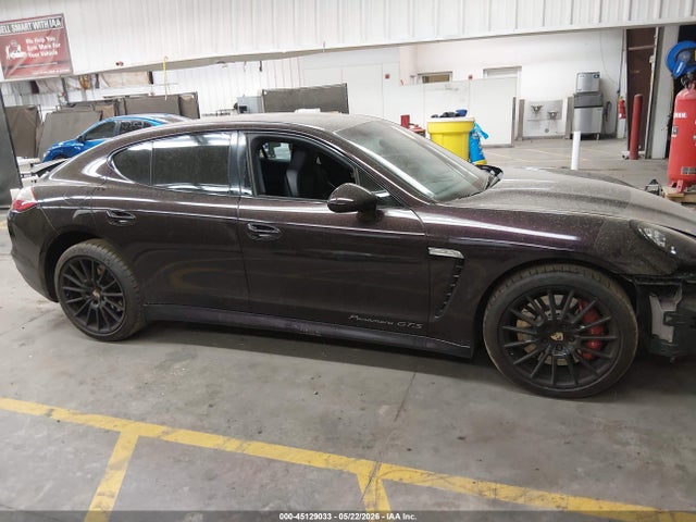 Porsche Panamera Gts