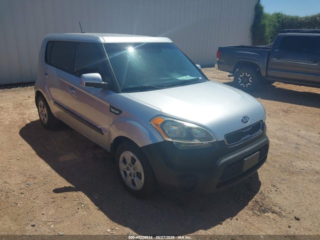 Salvage Kia Soul Image