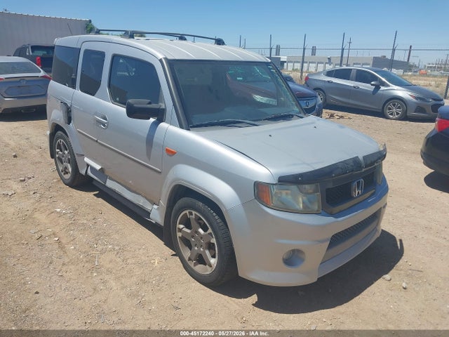 Salvage Honda Element Image