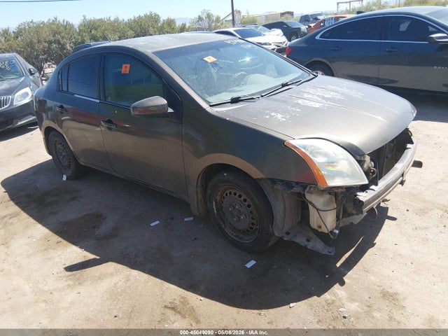 Salvage Nissan Sentra Image
